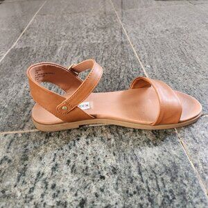 Steve Madden DAELYN Tan – Size 5.5